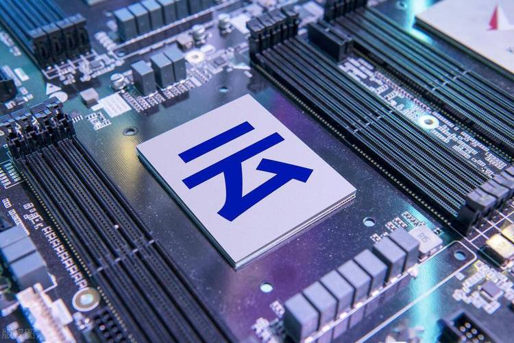 三大運營商的云躍進 互聯網云廠商的“鯰魚效應”